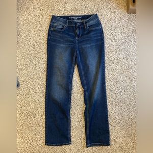 Maurices mid rise Straight leg jeans